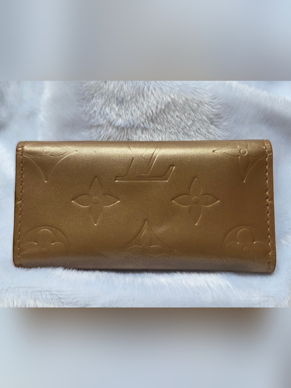 Louis Vuitton Vernis Key Holder - Picture 2 of 16